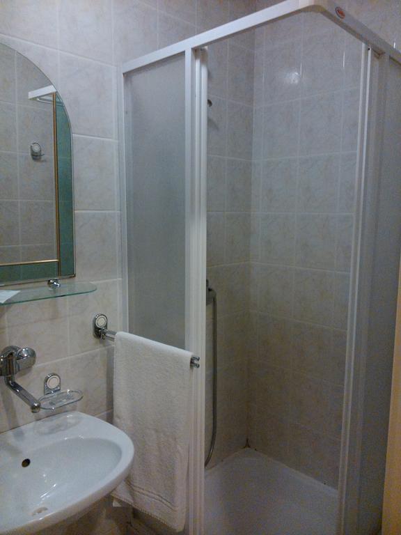 Refleks Hotel 2*